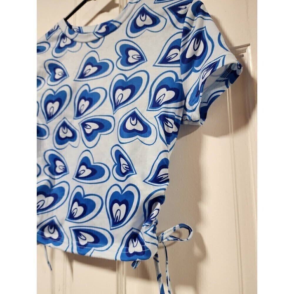 Qutie 90s Ruched Drawstring Side Heart Top - Picture 3 of 10